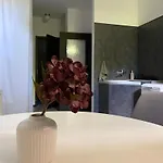Δωμάτια σε οικογενειακή κατοικία Rozsa Vendeghaz Ingyenes Parkolassal *