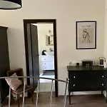 Rozsa Vendeghaz Ingyenes Parkolassal Δωμάτια σε οικογενειακή κατοικία Nagykovácsi