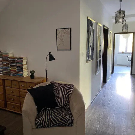 Rózsa Ingyenes Parkolással Quarto em Acomodações Particulares