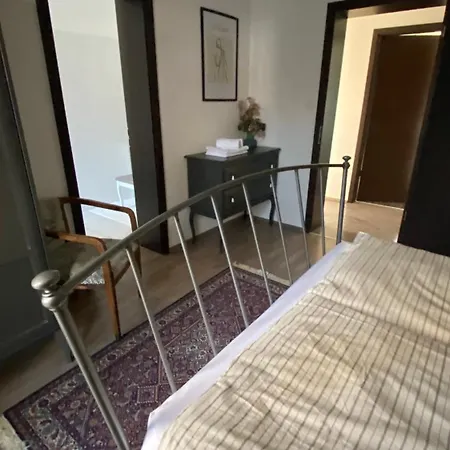 Rózsa Ingyenes Parkolással * Nagykovácsi