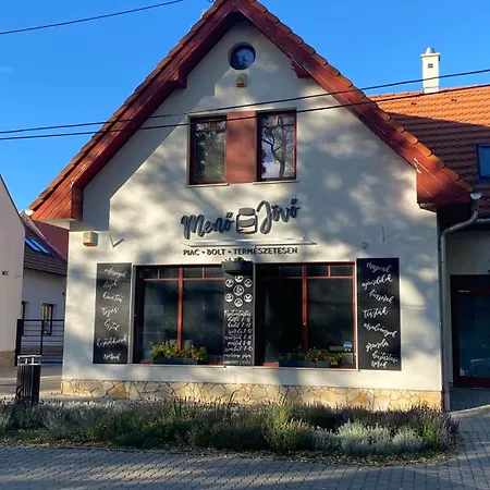 Rózsa Ingyenes Parkolással