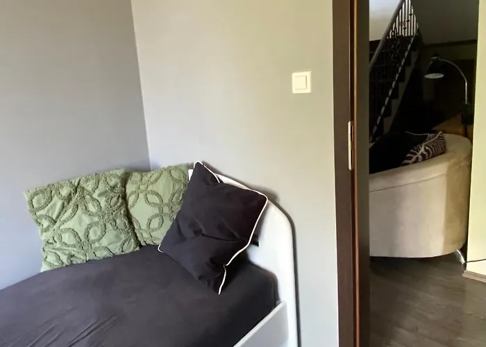 Rozsa Vendeghaz Ingyenes Parkolassal Kwatera prywatna